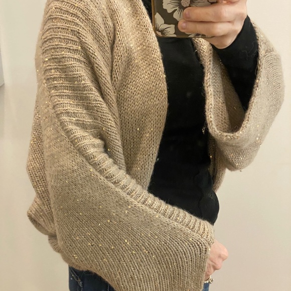 Sweater - OS - Picture 5 of 6